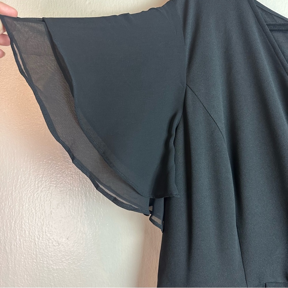 City chic Black Wide Leg-Flutter Sleeve Jumpsuit Sz 24 - Picture 4 of 11